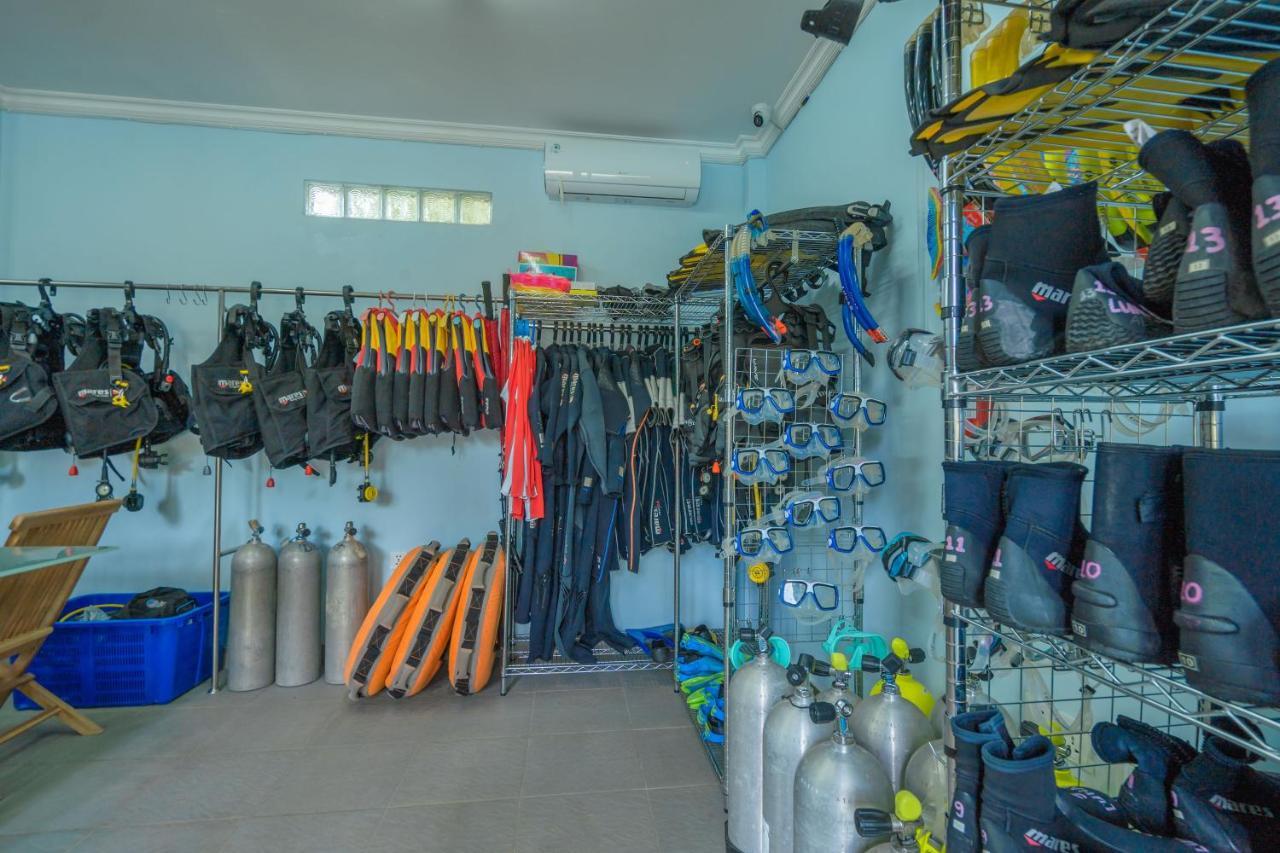 Lunar Dive Resort: Bamboo Villas 쿠부 외부 사진